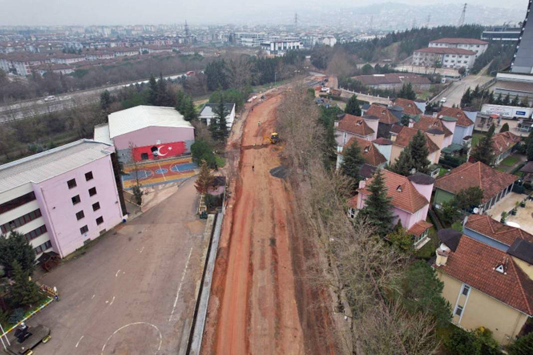 Raylar döşendi, elektrikler verildi: İşte yeni tramvay hattı! 6